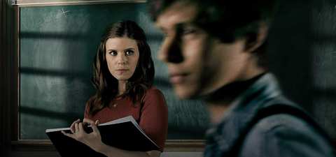 A series about a student-teacher relationship. A series about a student-teacher relationship.
